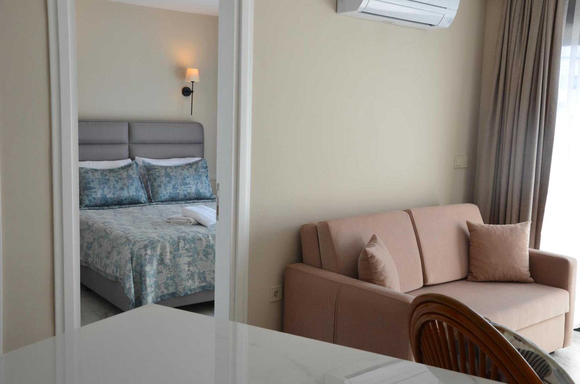 Rosy Suites Hotel Kusadasi Bagian luar foto